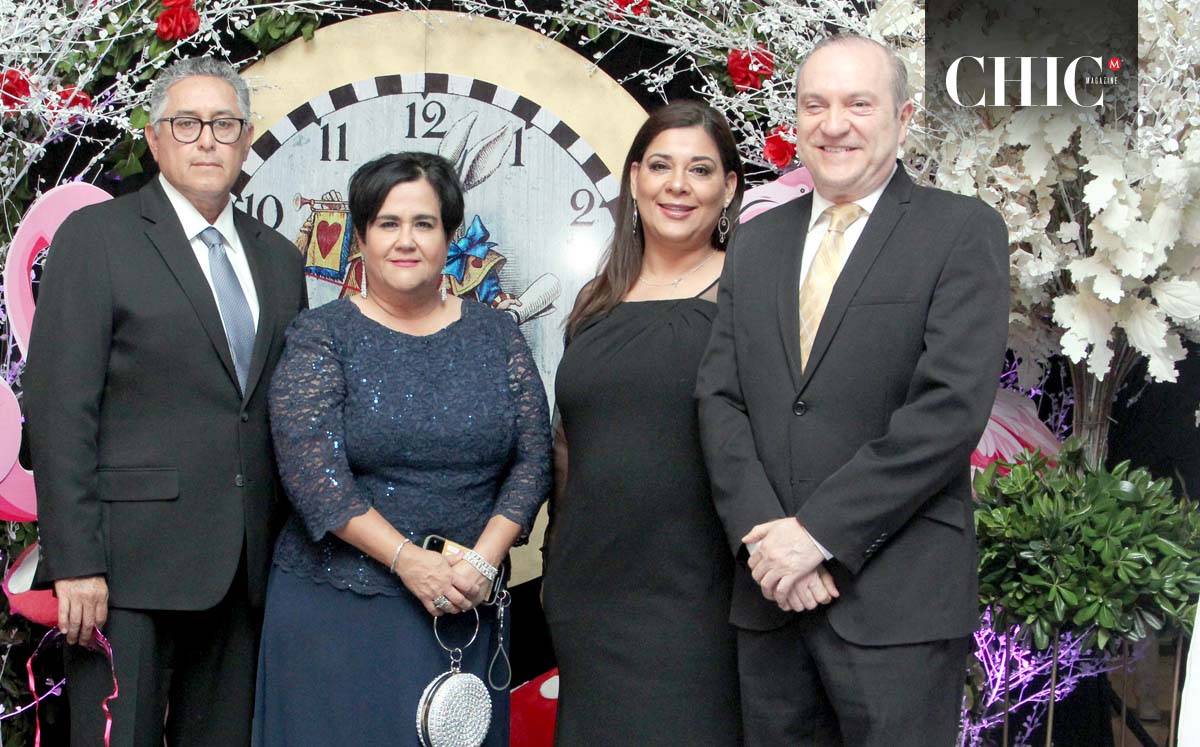 JORGE CASTILLO, OLÍ DE CASTILLO, IRENE DE SABIDO Y CARLOS SABIDO llegaron puntuales a la coronación en el Casino Tampiqueño