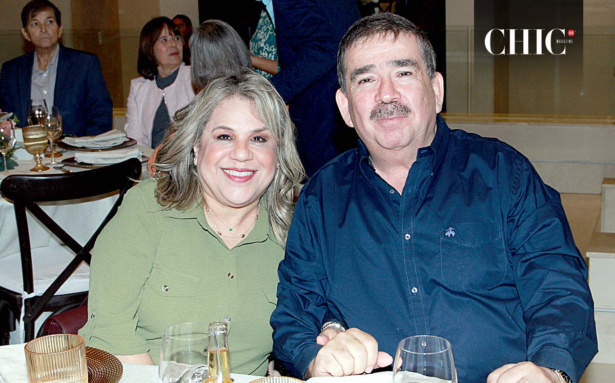 MARTHA AMADOR Y CARLOS MEZA
