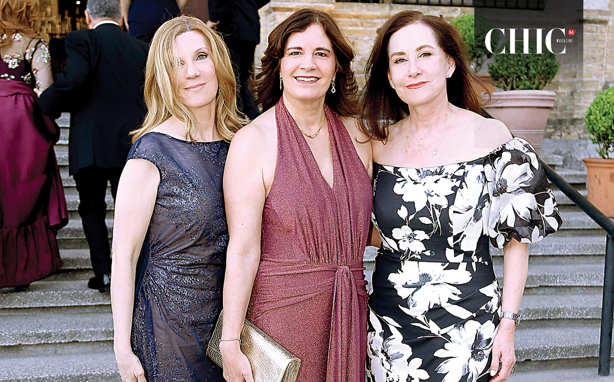 Margarita Yarte de Zambrano, Martha de González y Miriam González de Torres