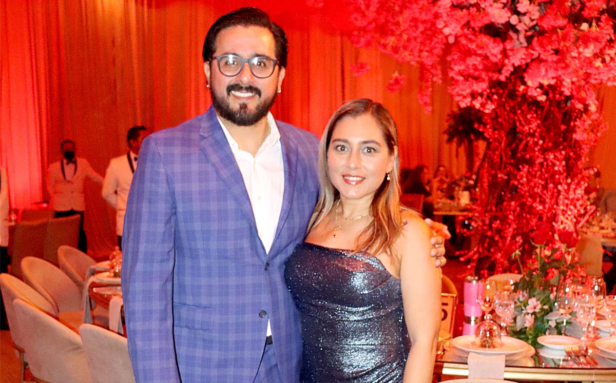 DANIEL PIZARRO Y NEY RODRÍGUEZ llegaron puntuales al Antiguo Casino