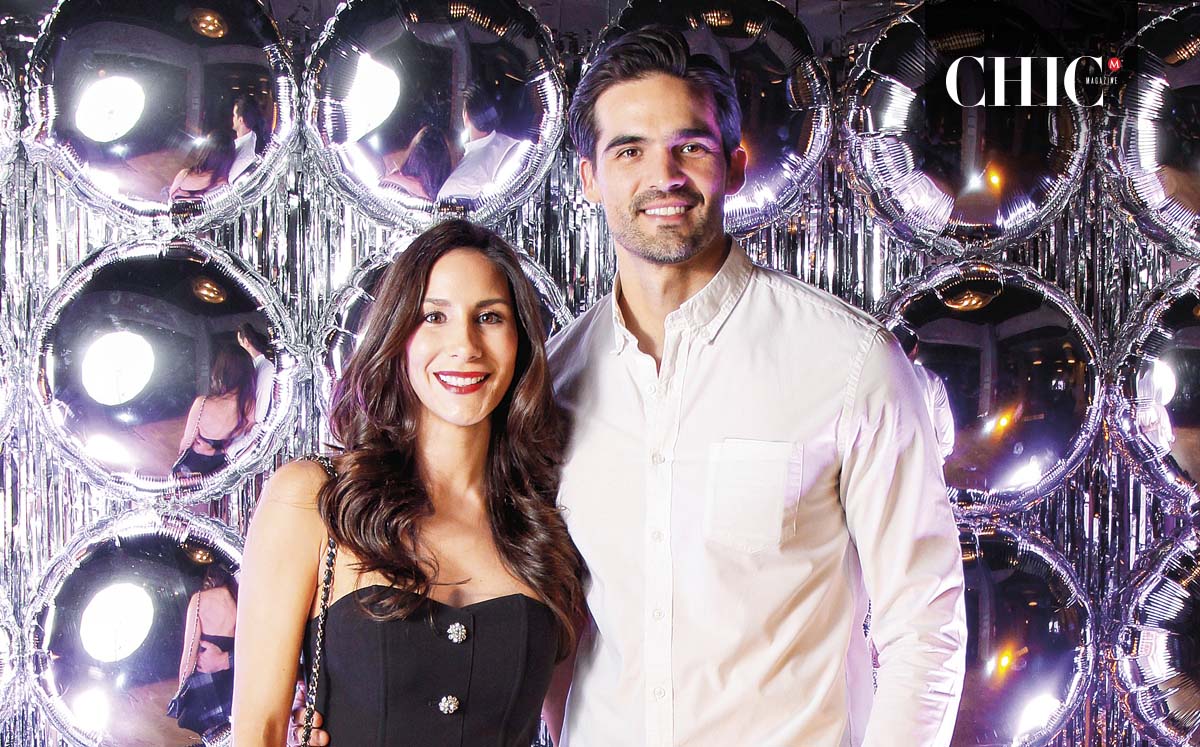 ADRIANA VARGAS Y ALFONSO ADAME no dejaron de deslumbrar en el back de fotos