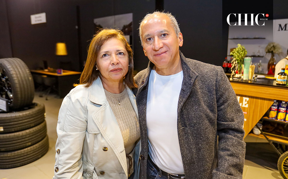 Carmen Beltrán y Octavio Ruiz (Edgar Segura)
