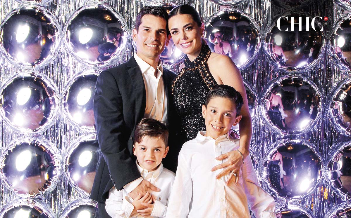 JAVIER GEREZ, VERO RAMÍREZ, PABLO GEREZ Y JAVIER GEREZ