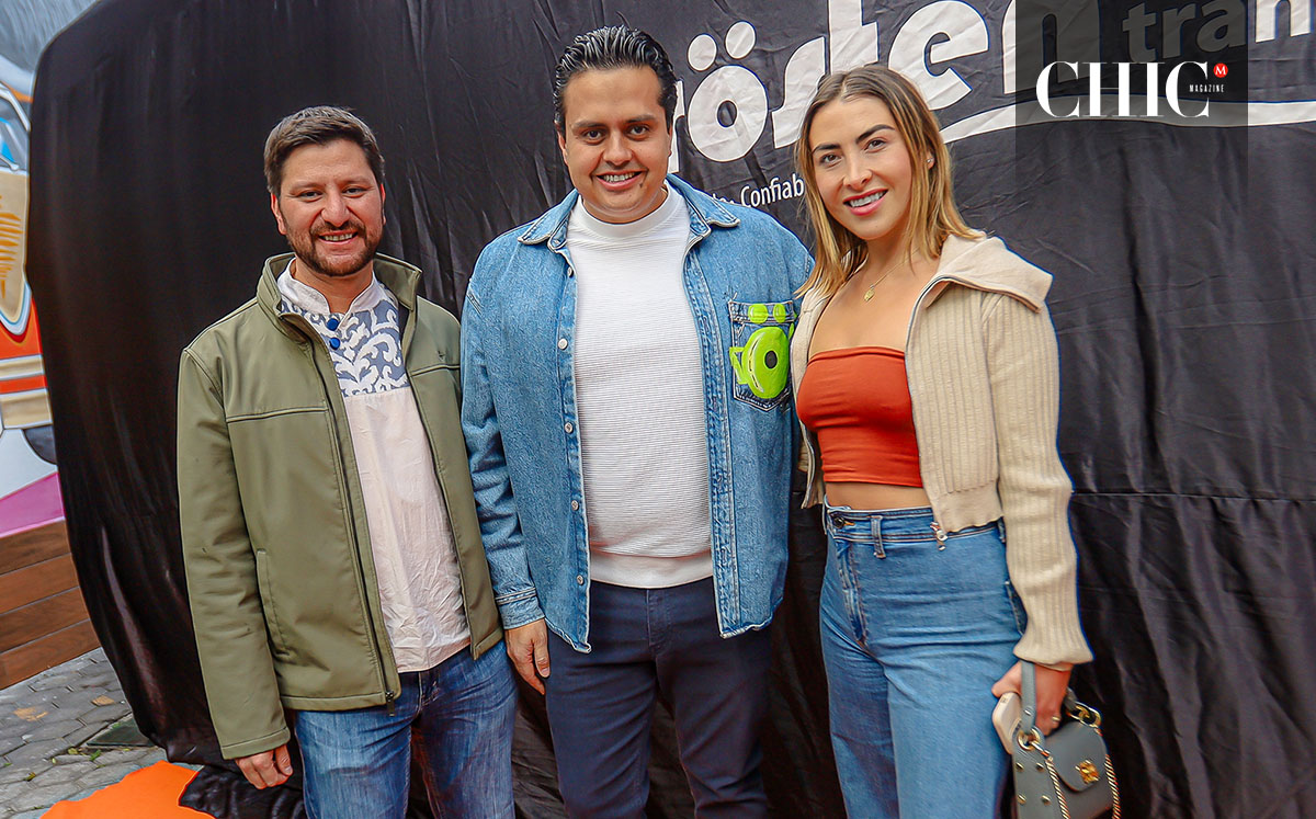 Omar Iván, Juan Manuel Espinosa Cardenas y Moni Wahl (Edgar Segura)