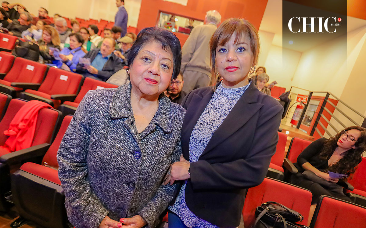 Regina Carillo y Elizabeth Nava (Edgar Segura)