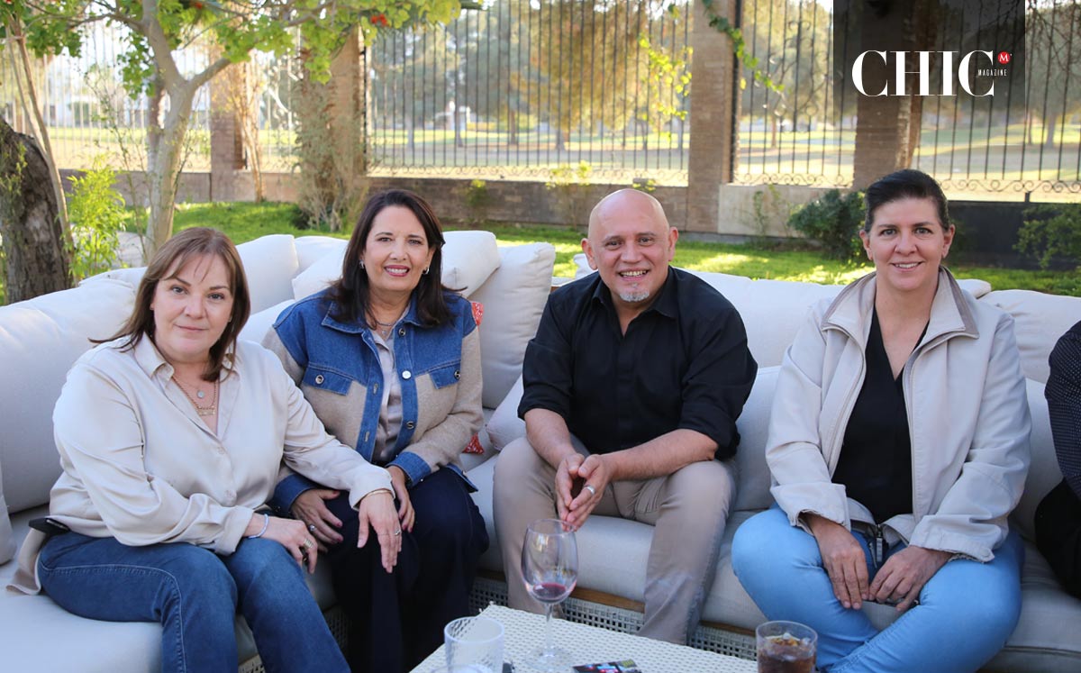 Iliana, Claudia, Luis y Marcela