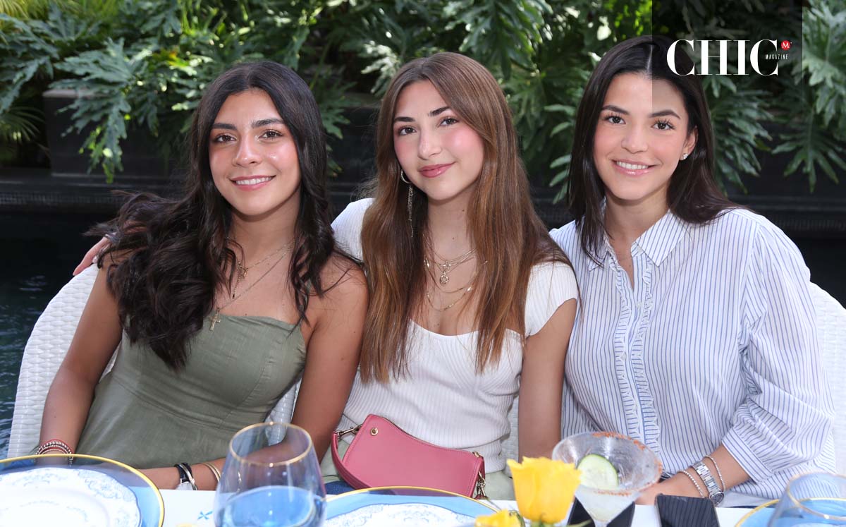 Lucía Blanco, Daniela Lostanau y Daniela Villanueva