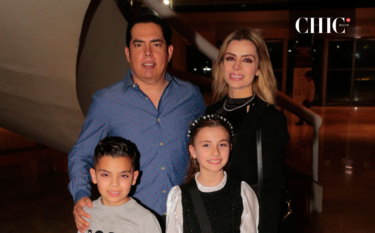 Sebastián Velarde, June Munguía, Sebastián Velarde y Jimena Velarde