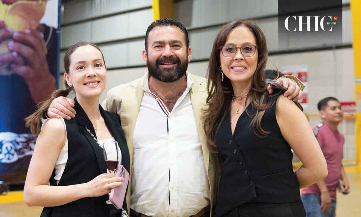 Sofía Corona, Fer Germán Álvarez y Carlota Corona