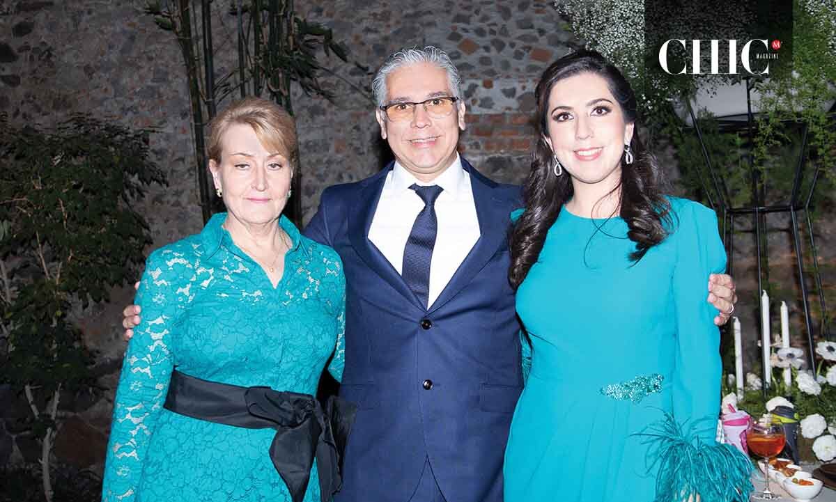 José Uribe, Alejandra Ávila y María Eugenia Garifas