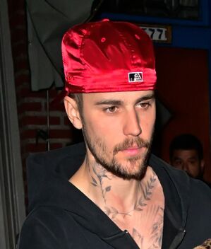 Justin Bieber y la canción que podría estar diciéndolo todo sobre su relación (Getty Images/Instagram)