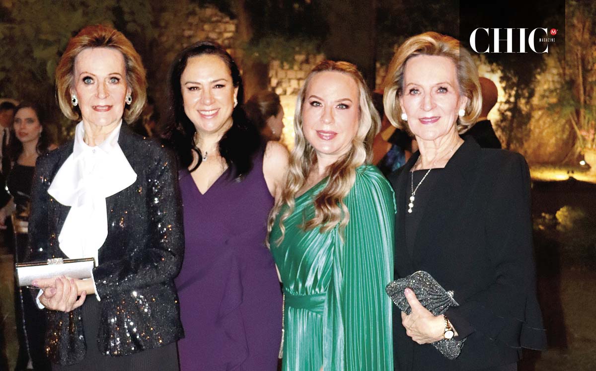 VANGE LUENGAS PIER, CARLA BOWLES LUENGAS, LOURDES BOWLES LUENGAS Y LOURDES LUENGAS PIER nos regalaron sus mejores sonrisas