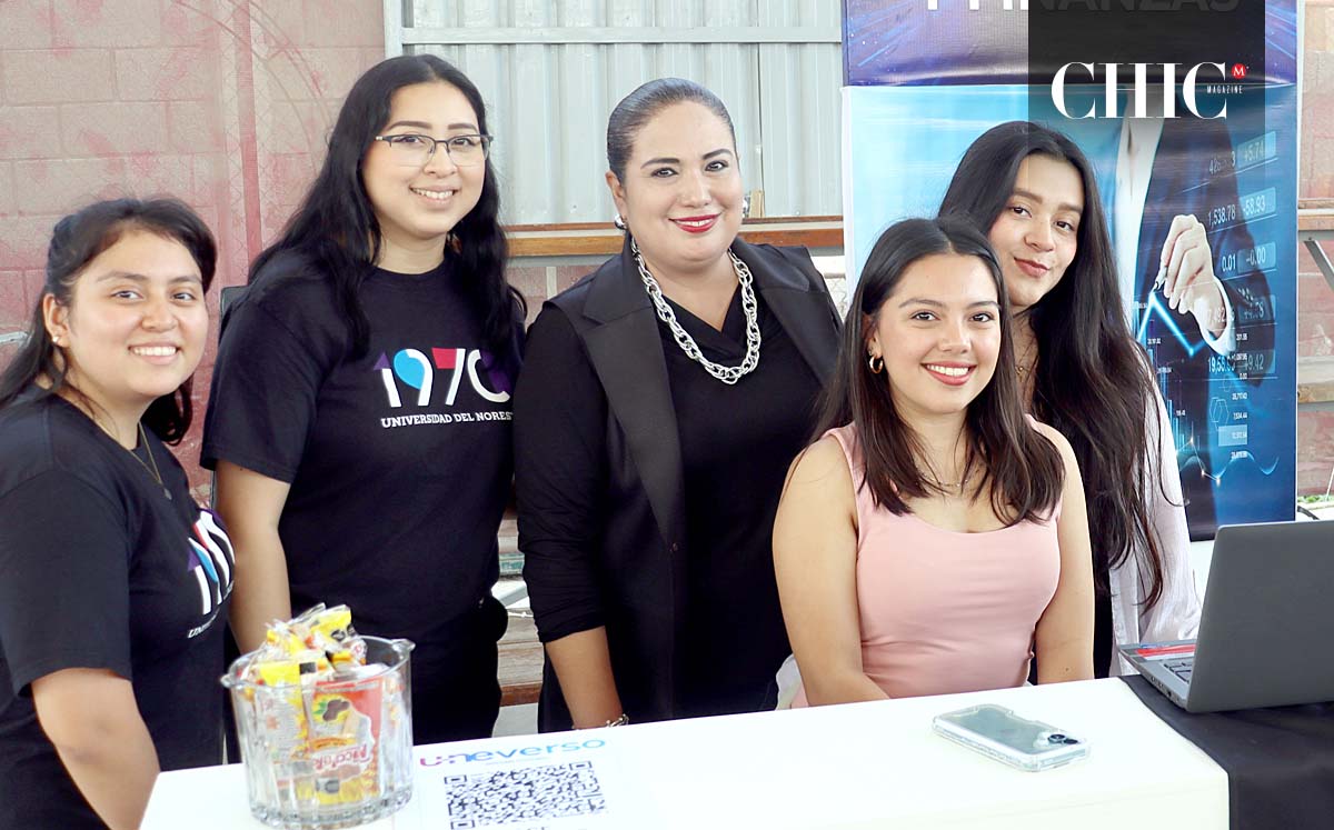 KRISTEL RODRÍGUEZ, AURA ALVARADO, HELLEN ANDRADE, KATIA NETRO, JARED RIVERA emocionadas en los diferentes talleres
