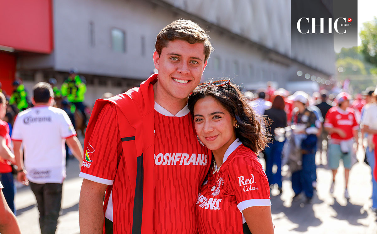 Adolfo Pérez y Krystal Ortega