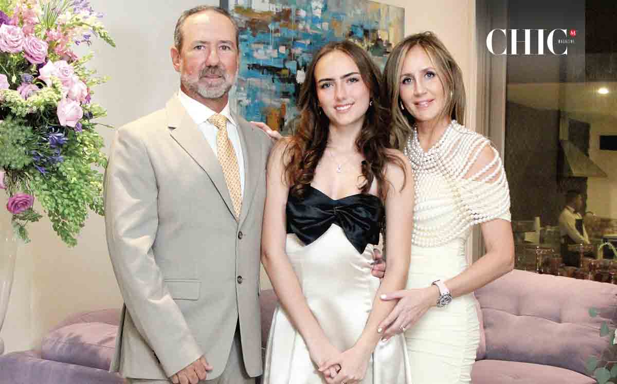 CHACHO GUTIERREZ, BARBARA GUTIERREZ Y MARIA JOSE PELAEZ están muy felices y emocionados por la coronación