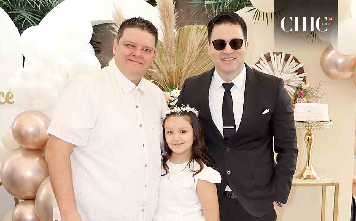 KARI ERIK PLAZA, NICOLE PLAZA Y LUIS JAVIER DE LA TORRE llegaron puntuales a la Palapa de tenis del Club Campestre Tampico