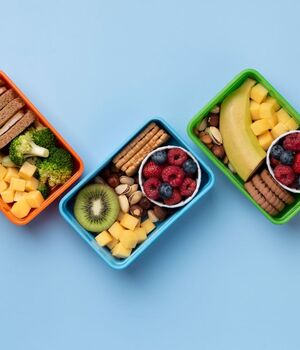 Lista de alimentos permitidos en las escuelas (Freepik)
