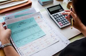 Multas y sanciones del SAT por no presentar declaración anual 2025 (Freepik)