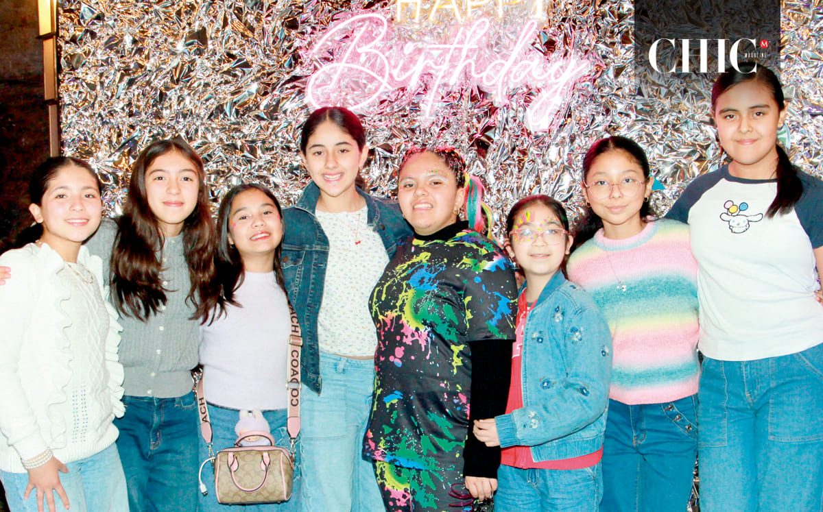 NATALIA VALENTE, SURI VÁZQUEZ, MARÍA XIMENA GONZÁLEZ, SOFÍA GONZÁLEZ, KARLA HERNÁNDEZ,KIMBERLY ÁLVAREZ, CONSTANZA CEDILLO Y XIMENA MARCOS felices
