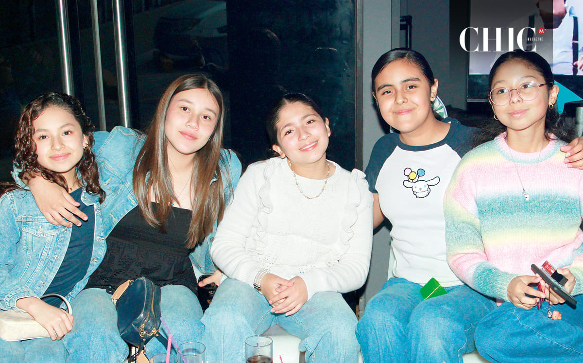 NATALIA VALENTE, XIMENA MARCOS y CONSTANZA CEDILLO llegaron puntuales para festejar el cumpleaños de Karlita