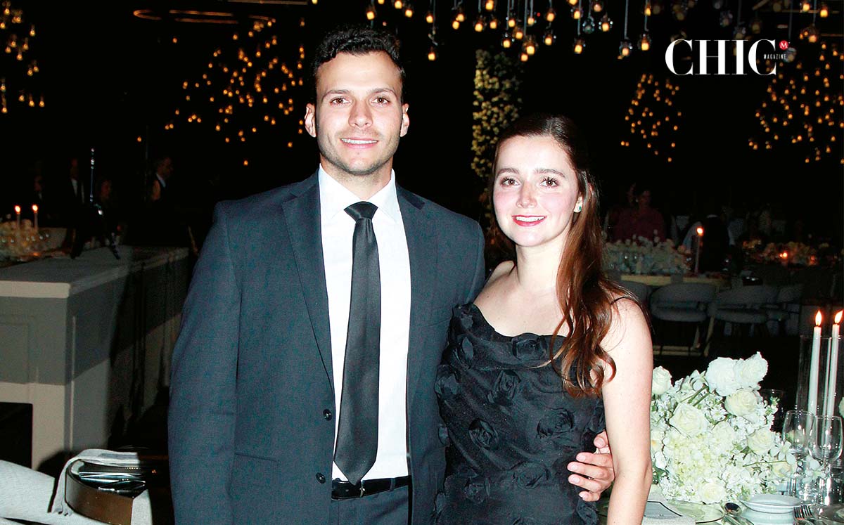 HUGO HERNÁNDEZ Y VALERIA GARZA disfrutaron de un exquisito menú