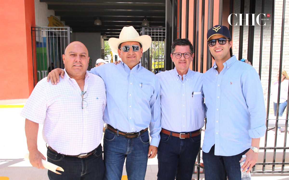 Carlos, Mario, Ricardo y Mario