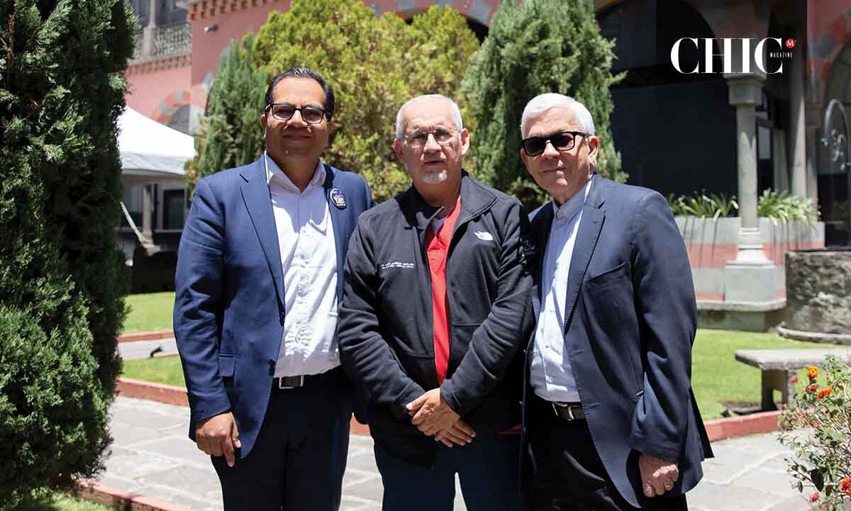Salvador Martínez, José Manuel Albisua y Alonso Castillo