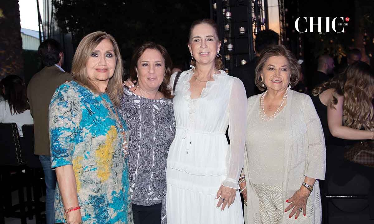 Gina Macías, Hilda Contreras, Grace Balcazar y Martha Cates