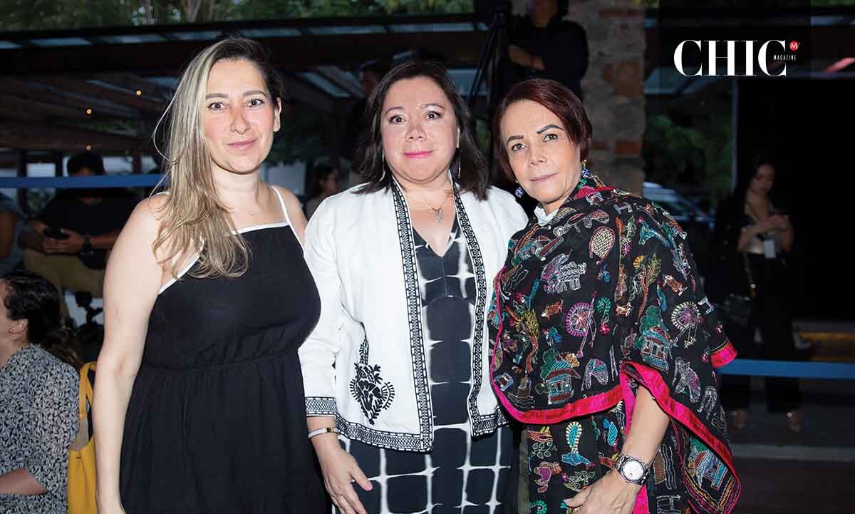 Adriana de Flores Toledano, Ivonne Cedeño y Francia Piñeiro
