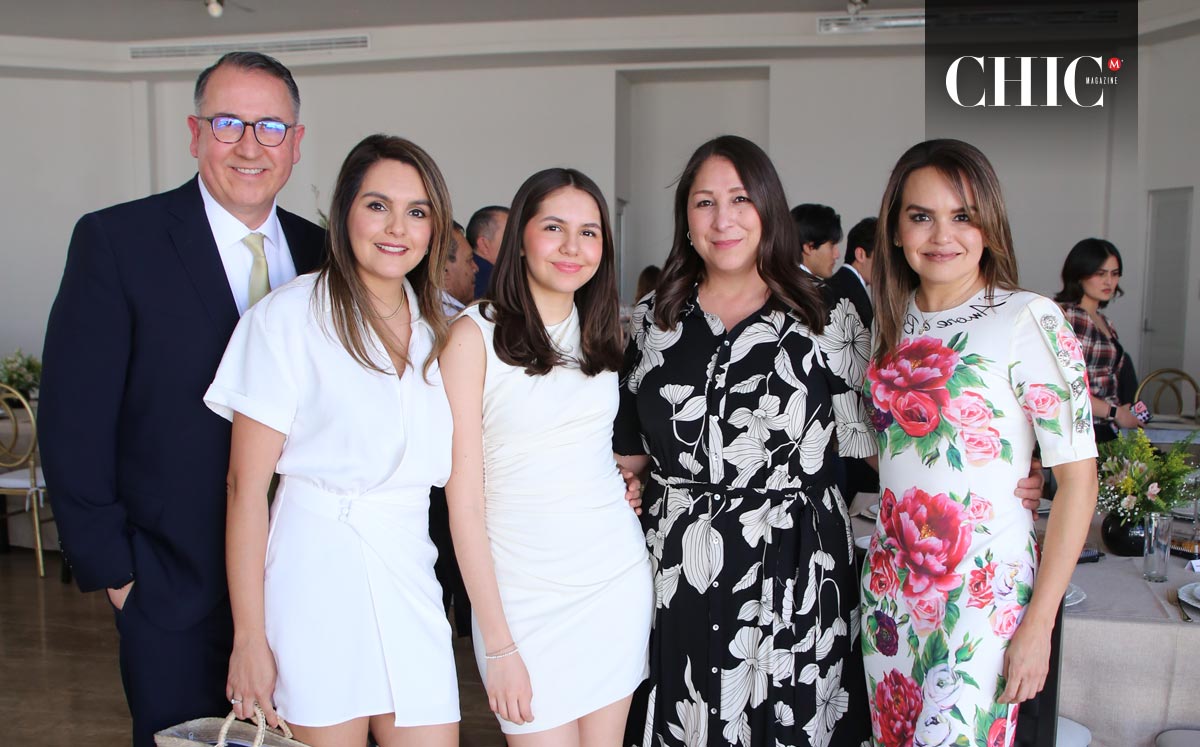 Miguel, Lili, Ana Sofía, Lorena y Karina