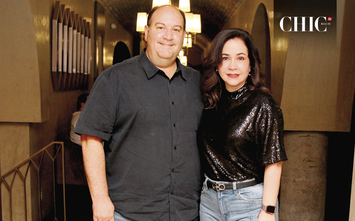 FERNANDO MARTÍNEZ Y ANA MARY DE MARTÍNEZ nos regalaron sus mejores sonrisas