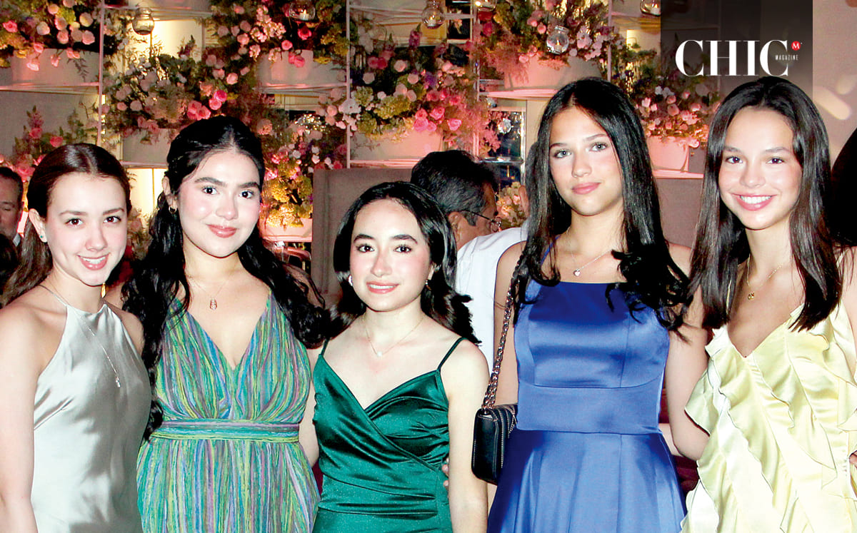 IVANA AGUILAR, CAMILA SALAZAR, MARÍA JOSÉ OCHOA, MARIANA SILVA Y NORA JULISSA LARA nos regalaron sus mejores sonrisas