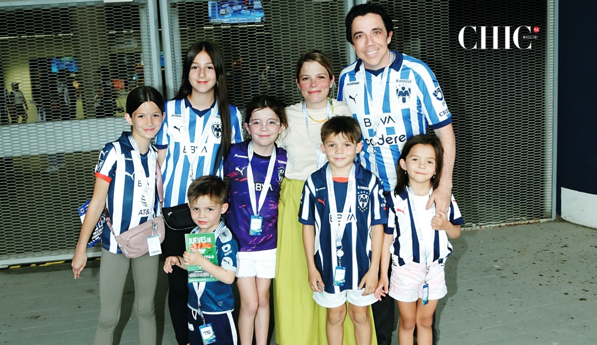 Caty Toussaint, Cecy Toussaint, Emilio Toussaint, Esthela Toussaint, Sara Toussaint, Patricio Rico, Marissa Rico y Patricio Toussa / Foto: Omar Valdez