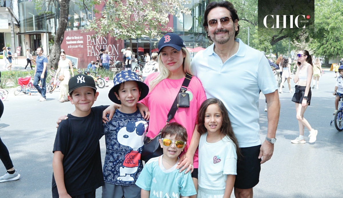 Sebastian Pérez-Salinas, André Pérez-Salinas, Milena Pérez-Salinas, Federico Pérez-Salinas, Vivi Villarreal de Pérez-Salinas y Alb / Foto: Omar Valdez