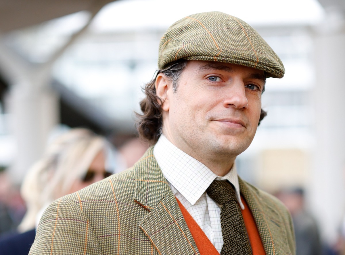 Así se ve Henry Cavill en marzo durante el Gold Cup Day (Foto: Getty)
