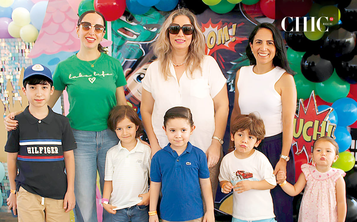 JOSÉ EMILIO IRABIEN, FERNANDA BERLANGA, MATÍAS COUTIÑO, ELSA CUEVAS, MAXIMILIANO KERNION, MAX DE LEÓN, MARLENE ÁLVAREZ Y GABRIELA DE LEÓN felices