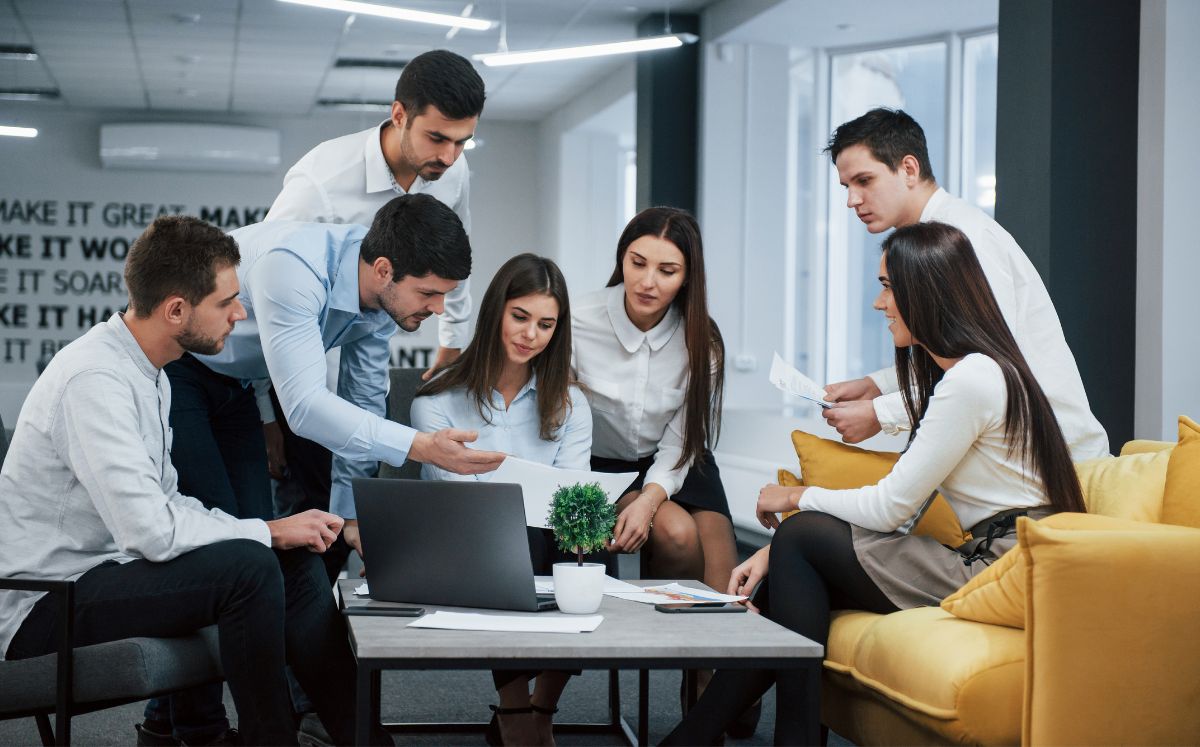 ¿Cuál es el nuevo día de descanso obligatorio en la jornada laboral de 40 horas? (Freepik)