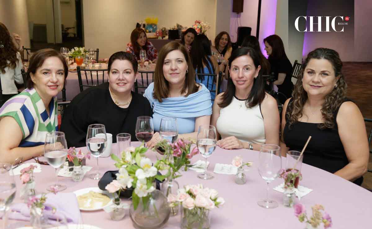 Lucia Cebrian, Franciela González, Liliana Velázquez, Yenny Leal de Cavazos y Ale Flores / Fotos: Omar Valdez