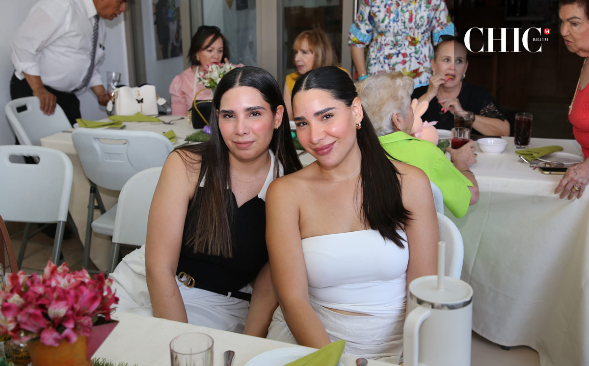 Luisana y Lucero