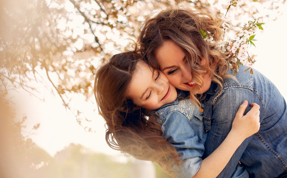 Dedícale estas canciones a tu mamá el Día de las Madres (Freepik)