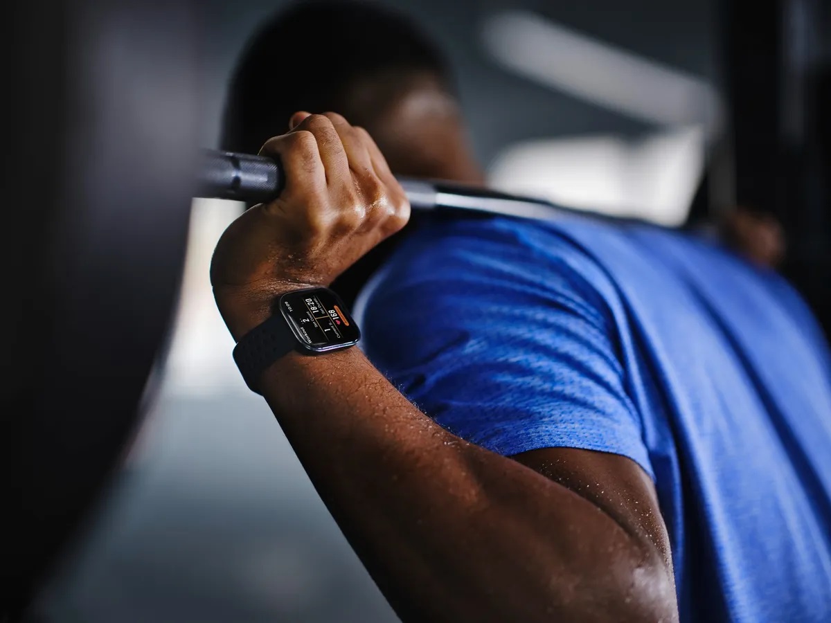El Amazfit Bip 6 viene equipado con el sensor biométrico BioTracker (Foto: Cortesía)