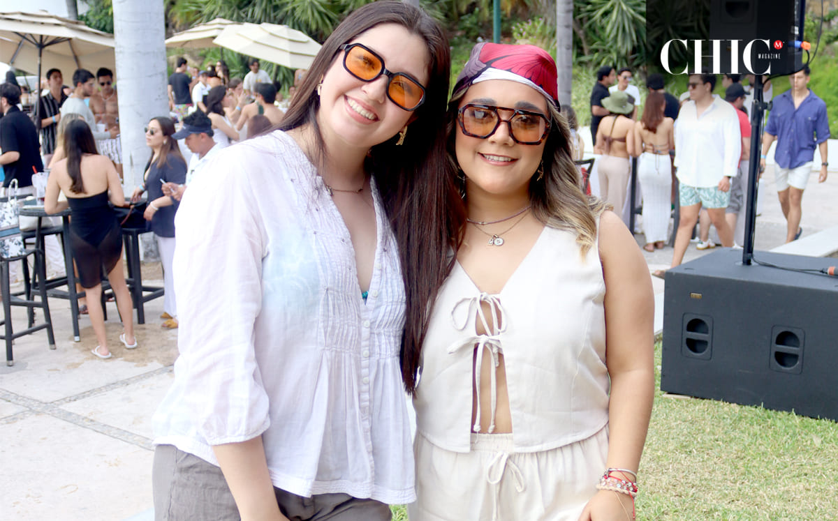ALEJANDRA ESTEVE Y STEPHANY DORBECKER disfrutaron de una tarde refrescante