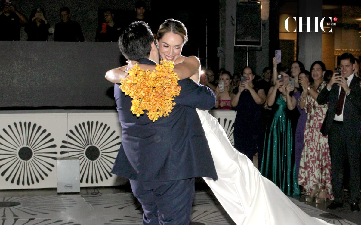 El instante más emotivo fue cuando Ana Isabel y Juan Andrés bailaron su primer vals como esposos