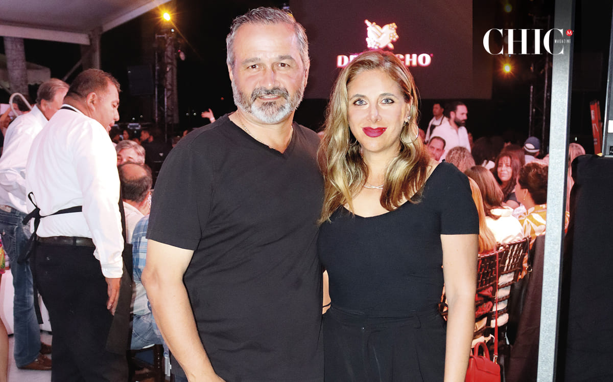 LEANDRO ELIZONDO Y ANDREA LEAL nos regalaron sus mejores sonrisas en la noche de despecho
