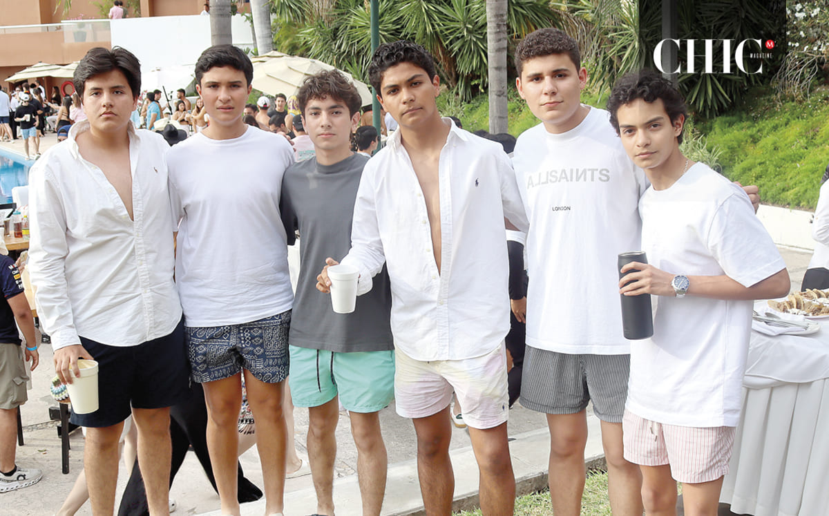 RICARDO BARRÓN, SANTIAGO ESPINOZA, IÑAKI AZUARA, JAVIER CANSECO, RODRIGO BARBOSA Y SERGIO CRUZ felices en el Club Campestre Tampico