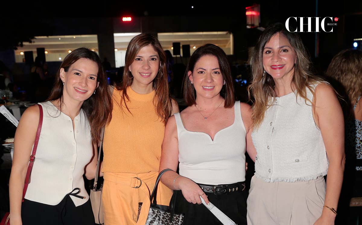 Claudia Martínez, Ana Sofía Leal, Maricris Cárdenas y Roxana González