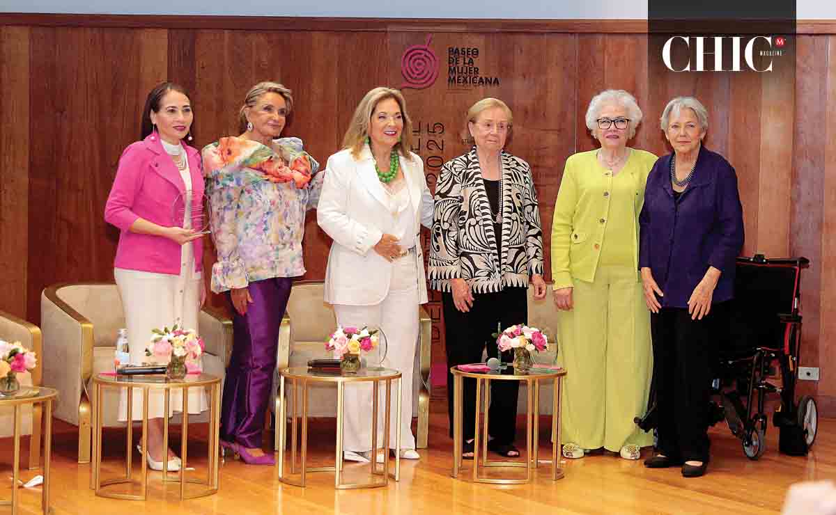 Grupo de mujeres reconocidas en el evento/ Fotos: Daniel Saldívar