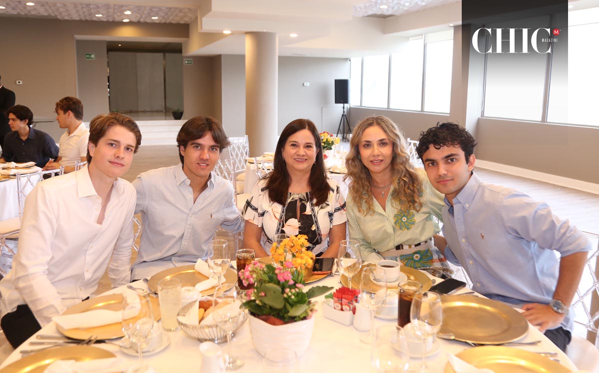 Omar Ruiz, Eugenio Zavala, Dafne Campa, Dinorah Ponce y Nicolás Fernández