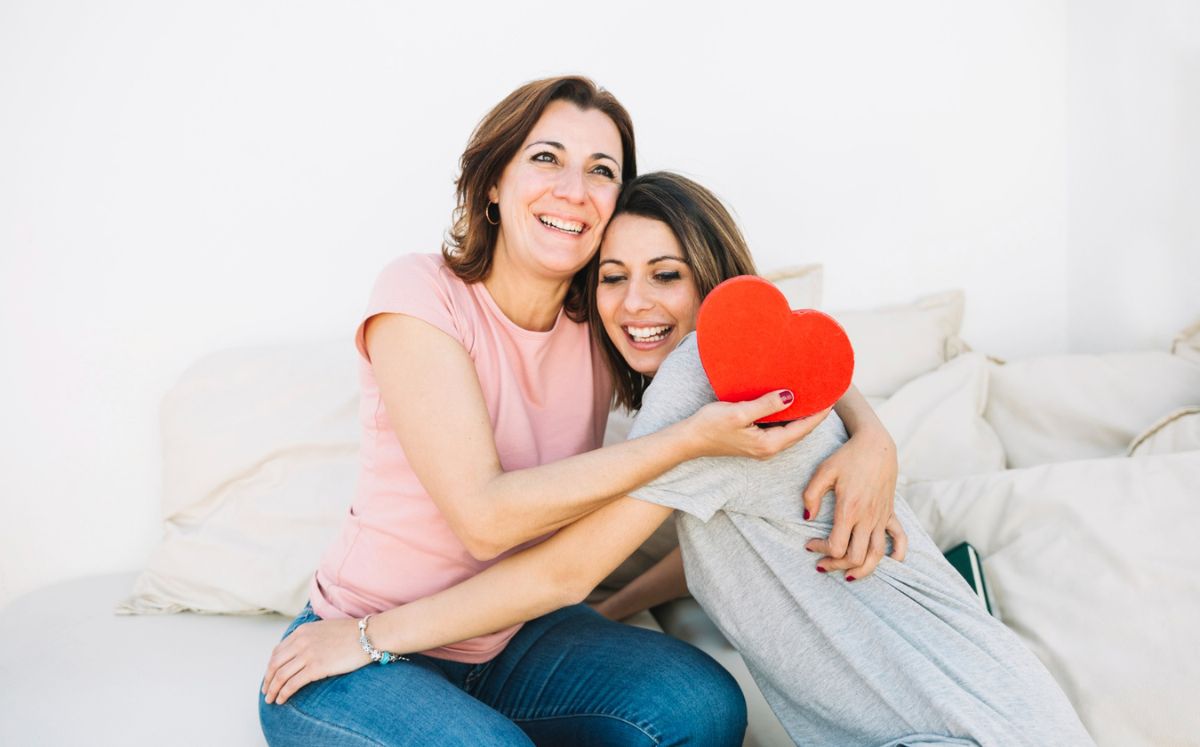 Madre e hija: Cómo se hereda el autocuidado y amor propio (Foto: Freepik)