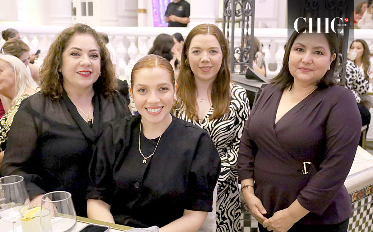 CLAUDIA MÁRQUEZ, MELISSA MARROQUÍN, ANA GABRIELA MARROQUÍN Y EDITH RAMIRO nos regalaron sus mejores sonrisas